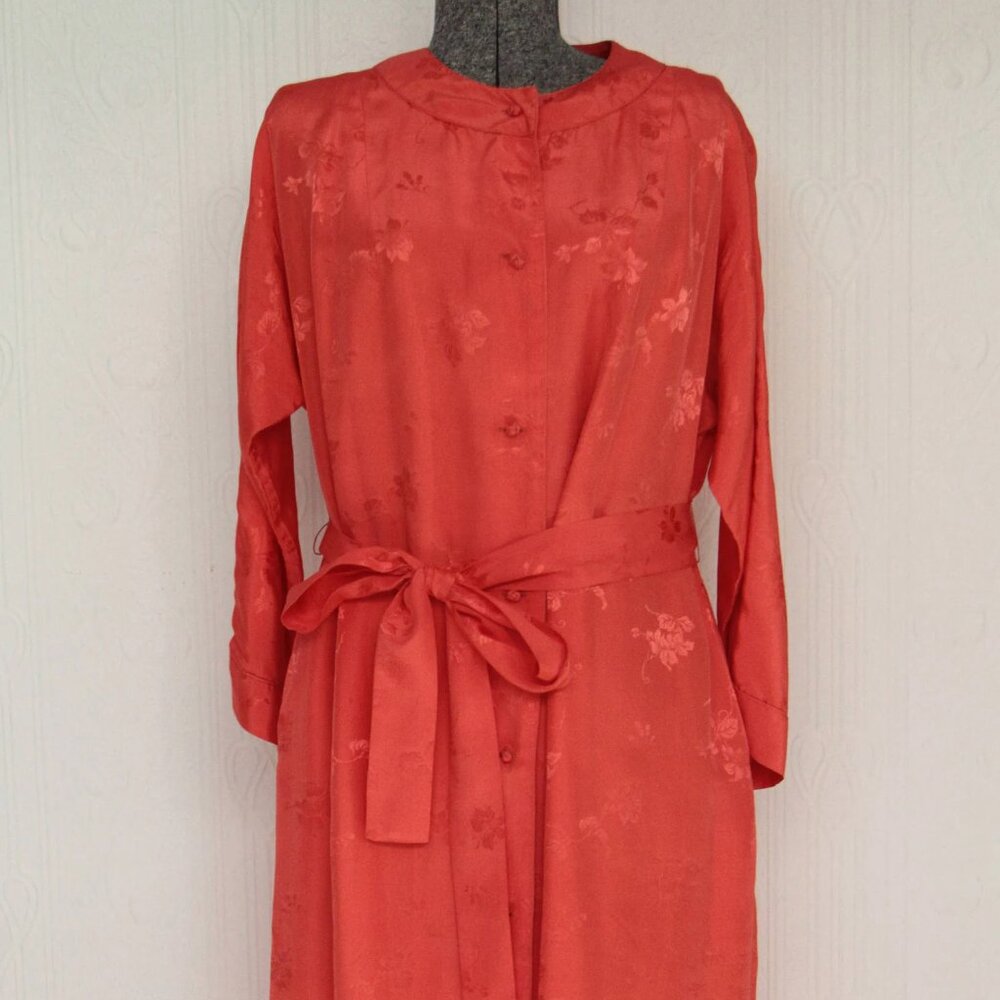 60's oriental dressing gown coral size small/medium